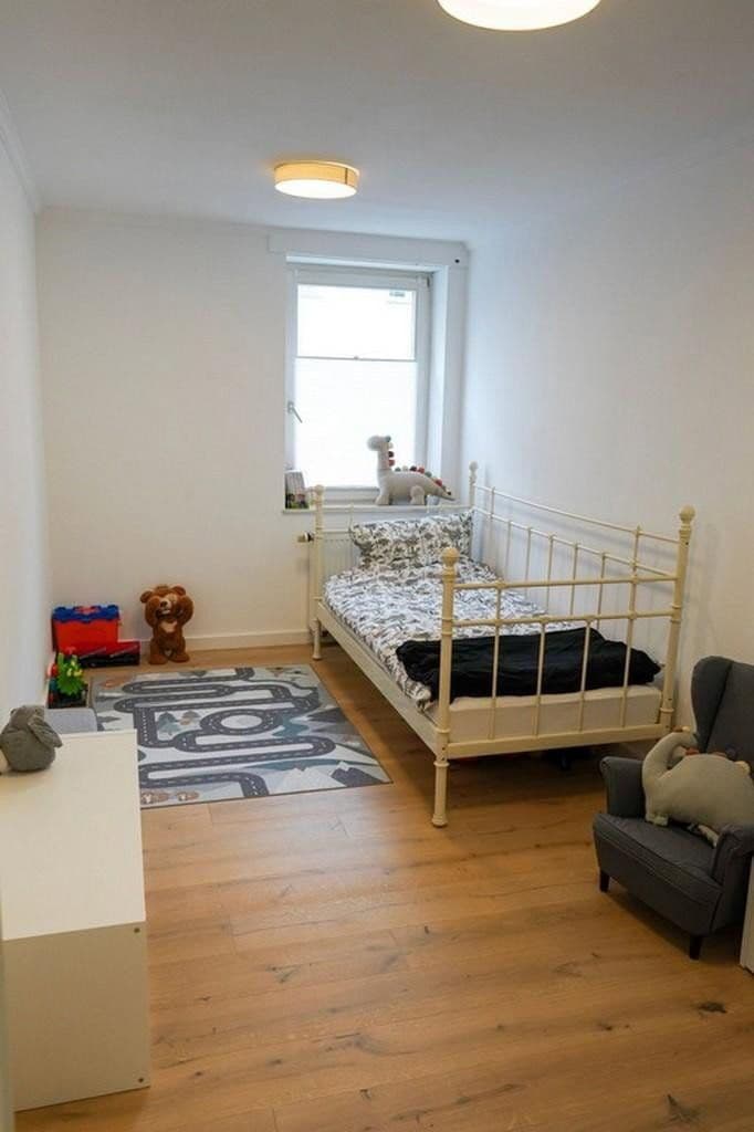 Pronájem bytu 3+1 35 m², Lehenstraße 33, Stuttgart, Bádensko-Württembersko Pronájem bytu 3+1 35 m², Lehenstraße 33, Stuttgart, Bádensko-Württembersko