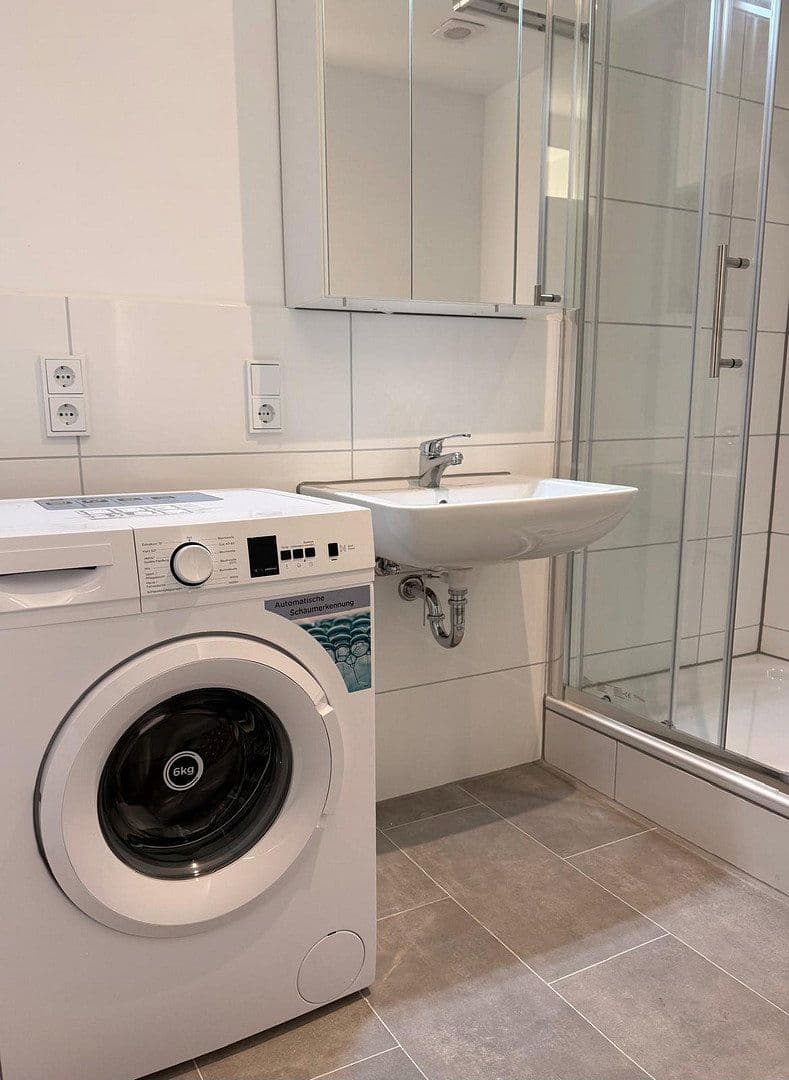 Pronájem bytu 1+1 52 m², Wiesbaden, Hessen Pronájem bytu 1+1 52 m², Wiesbaden, Hessen