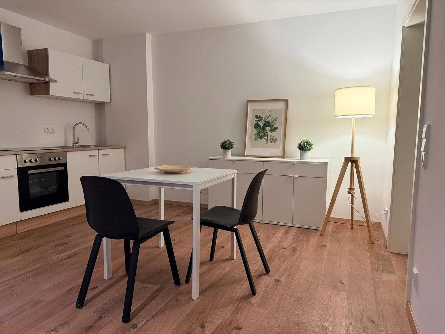 Pronájem bytu 1+1 52 m², Wiesbaden, Hessen Pronájem bytu 1+1 52 m², Wiesbaden, Hessen
