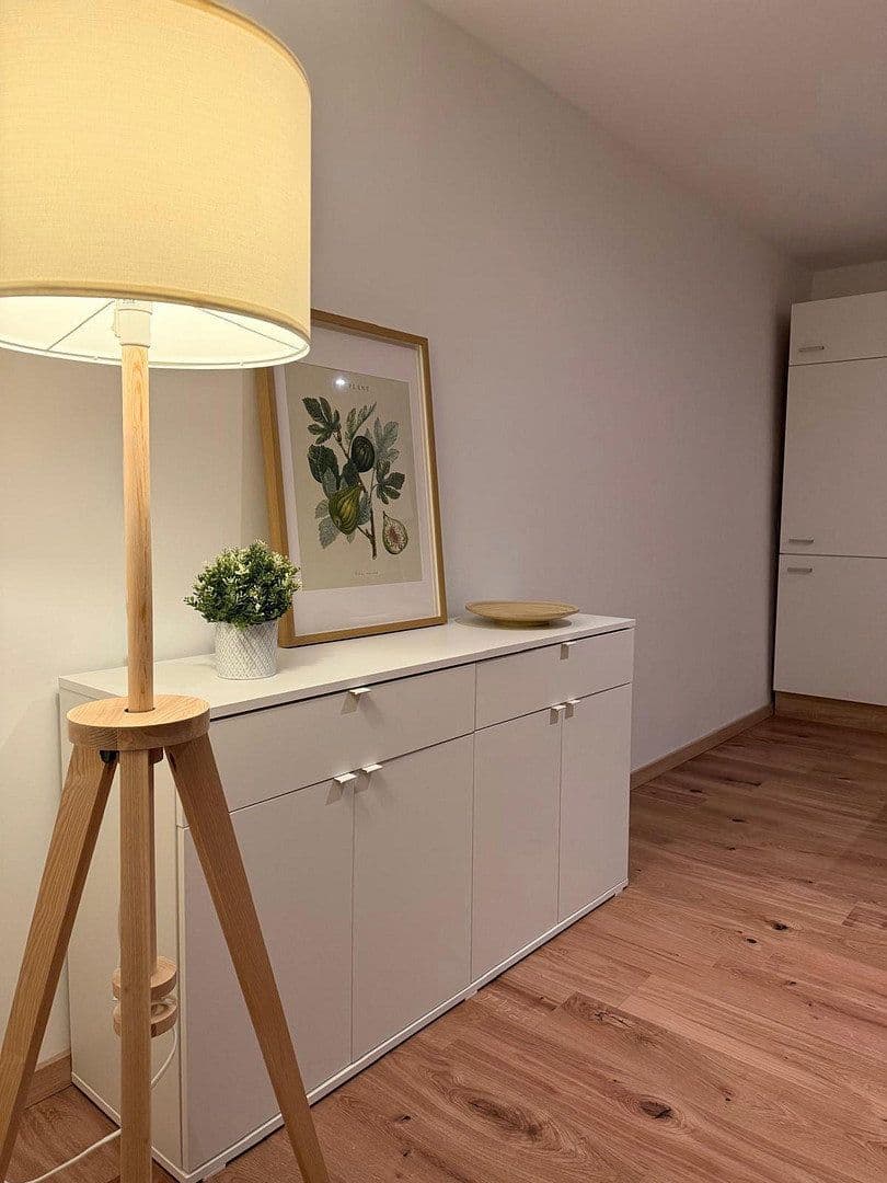 Pronájem bytu 1+1 52 m², Wiesbaden, Hessen Pronájem bytu 1+1 52 m², Wiesbaden, Hessen
