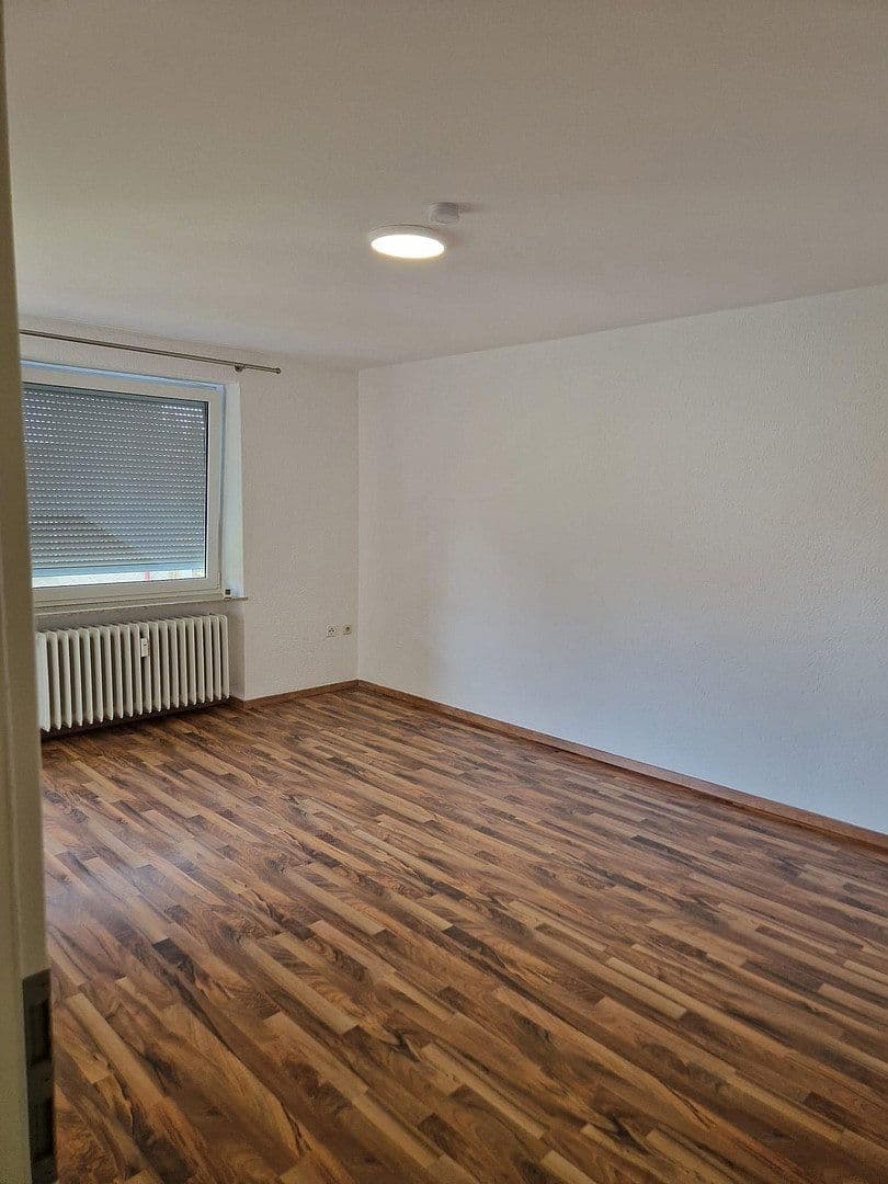 Pronájem bytu 2+1 55 m², Dr. Otto-Höchtl-Straße 18a, Straubing, Bavorsko Pronájem bytu 2+1 55 m², Dr. Otto-Höchtl-Straße 18a, Straubing, Bavorsko