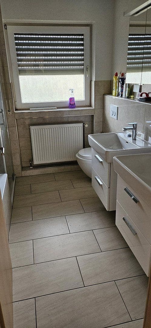 Pronájem bytu 4+1 112 m², Baden-Baden, Bádensko-Württembersko Pronájem bytu 4+1 112 m², Baden-Baden, Bádensko-Württembersko