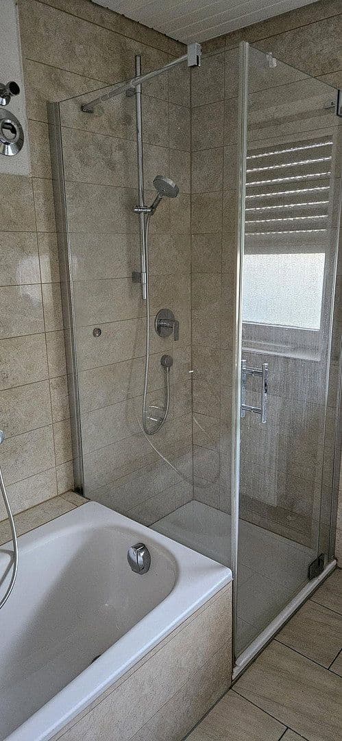 Pronájem bytu 4+1 112 m², Baden-Baden, Bádensko-Württembersko Pronájem bytu 4+1 112 m², Baden-Baden, Bádensko-Württembersko