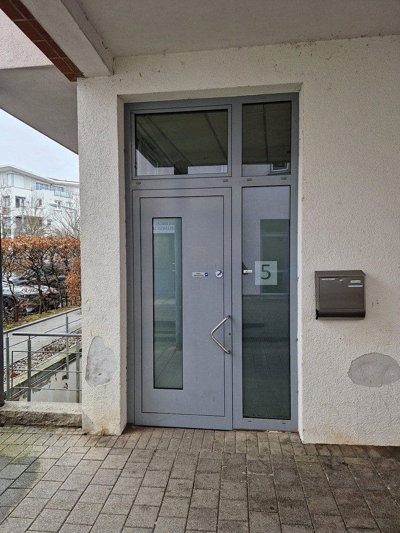 Pronájem nebytového prostoru 150 m², Walter-Gropius-Str. 5, Reutlingen, Bádensko-Württembersko Pronájem nebytového prostoru 150 m², Walter-Gropius-Str. 5, Reutlingen, Bádensko-Württembersko