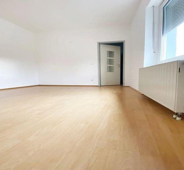 Prodej bytu 3+1 99 m², Alte Vaalserstraße, Cáchy, Severní Porýní-Vestfálsko Prodej bytu 3+1 99 m², Alte Vaalserstraße, Cáchy, Severní Porýní-Vestfálsko