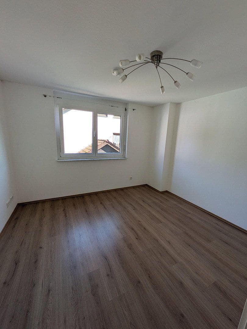 Prodej bytu 4+1 114 m², Weissach, Bádensko-Württembersko Prodej bytu 4+1 114 m², Weissach, Bádensko-Württembersko
