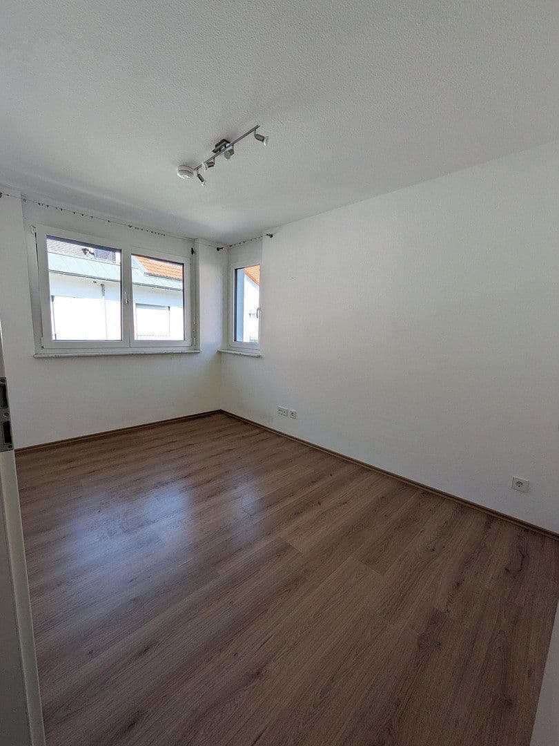 Prodej bytu 4+1 114 m², Weissach, Bádensko-Württembersko Prodej bytu 4+1 114 m², Weissach, Bádensko-Württembersko