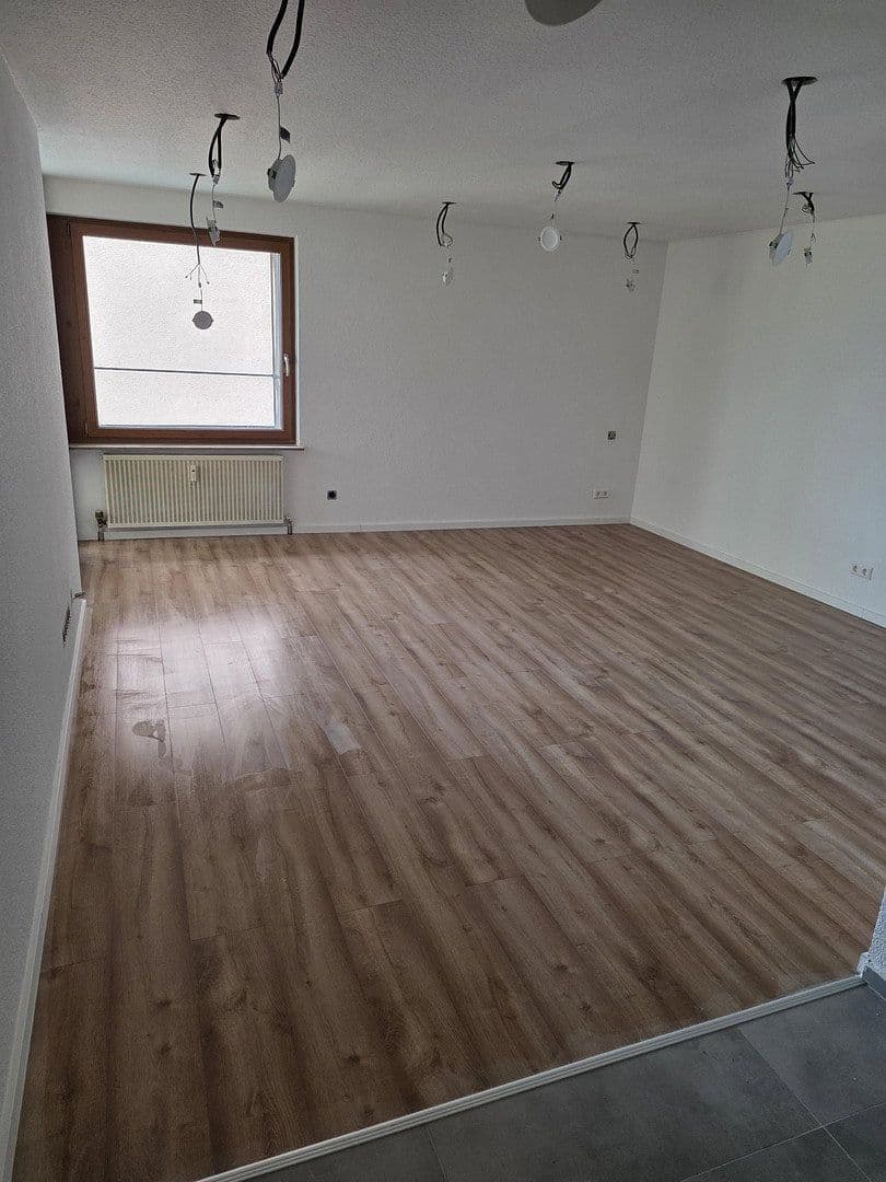 Pronájem bytu 1+1 43 m², Beuzlen 4, Ludwigsburg, Bádensko-Württembersko Pronájem bytu 1+1 43 m², Beuzlen 4, Ludwigsburg, Bádensko-Württembersko