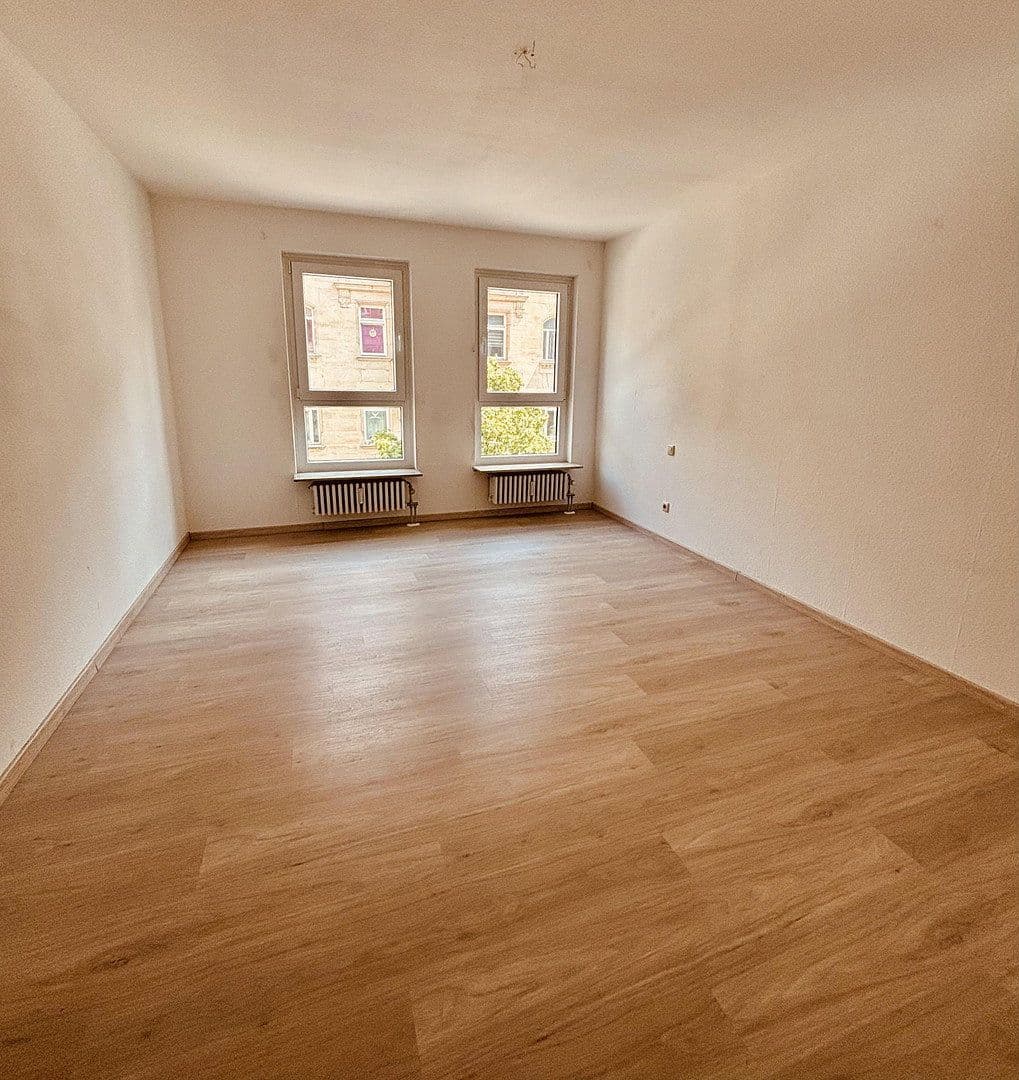 Prodej bytu 2+1 62 m², Simonstrasse 12, Fürth, Bavorsko Prodej bytu 2+1 62 m², Simonstrasse 12, Fürth, Bavorsko