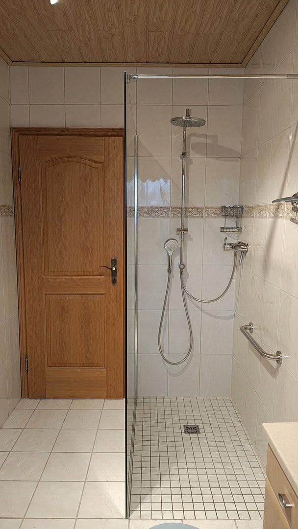 Prodej domu 167 m², pozemek 518 m², Trebur, Hessen Prodej domu 167 m², pozemek 518 m², Trebur, Hessen