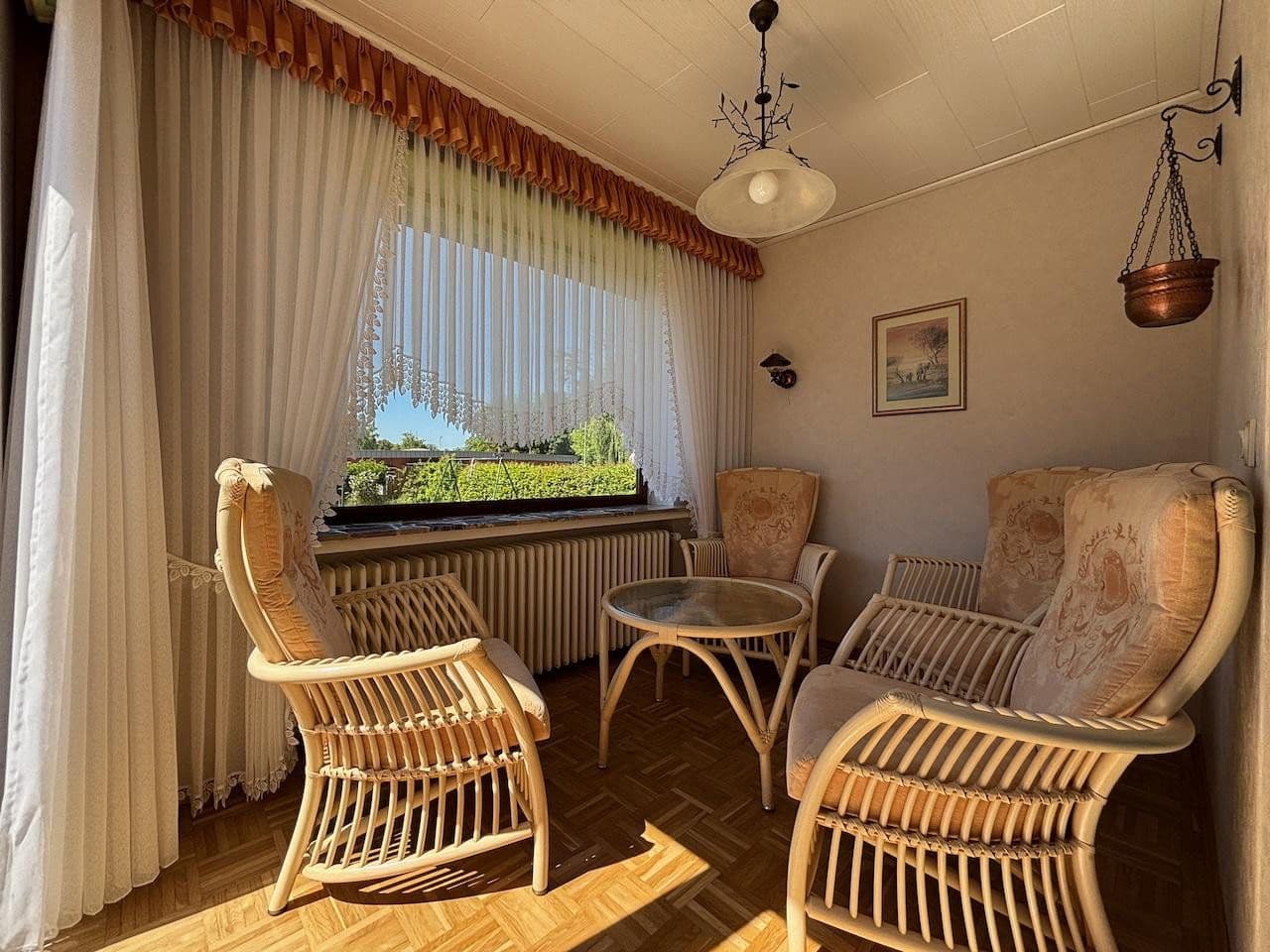 Prodej domu 156 m², pozemek 827 m², Weyhe, Dolní Sasko Prodej domu 156 m², pozemek 827 m², Weyhe, Dolní Sasko