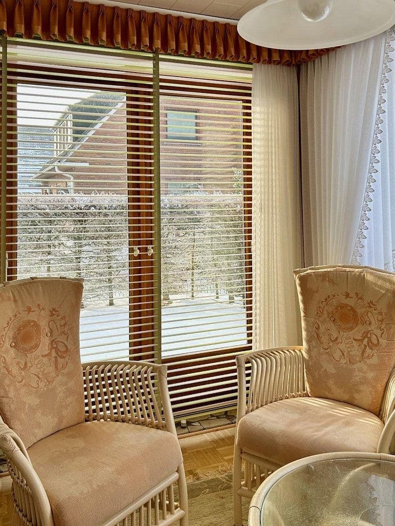 Prodej domu 156 m², pozemek 827 m², Weyhe, Dolní Sasko Prodej domu 156 m², pozemek 827 m², Weyhe, Dolní Sasko