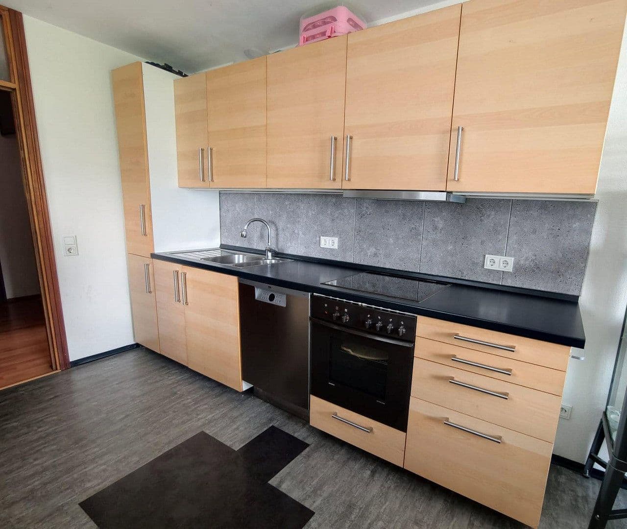 Prodej bytu 4+1 101 m², Beim Hohlengraben 47, Trier, Porýní-Falc Prodej bytu 4+1 101 m², Beim Hohlengraben 47, Trier, Porýní-Falc