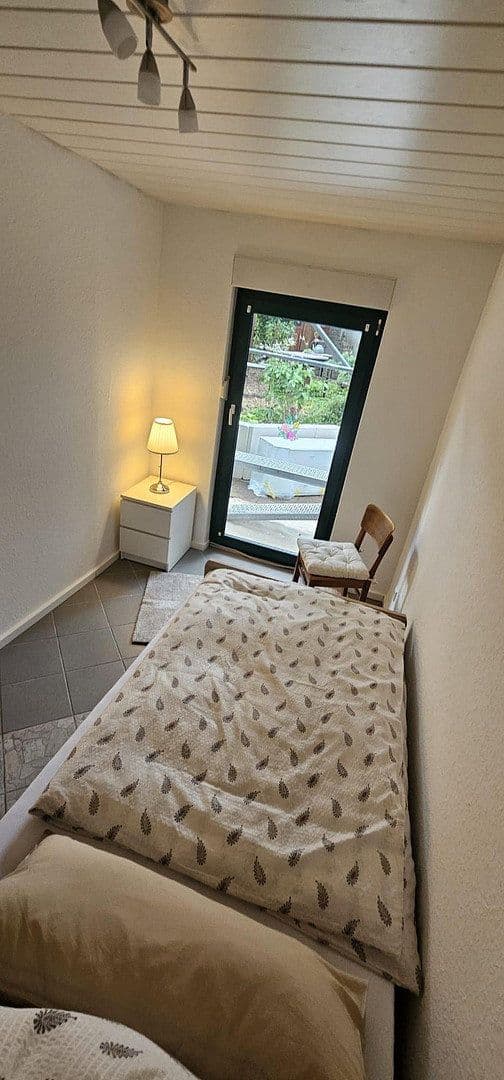 Pronájem bytu 2+1 43 m², Solingen, Severní Porýní-Vestfálsko Pronájem bytu 2+1 43 m², Solingen, Severní Porýní-Vestfálsko