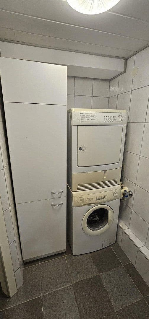 Pronájem bytu 2+1 43 m², Solingen, Severní Porýní-Vestfálsko Pronájem bytu 2+1 43 m², Solingen, Severní Porýní-Vestfálsko
