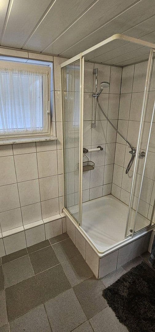 Pronájem bytu 2+1 43 m², Solingen, Severní Porýní-Vestfálsko Pronájem bytu 2+1 43 m², Solingen, Severní Porýní-Vestfálsko