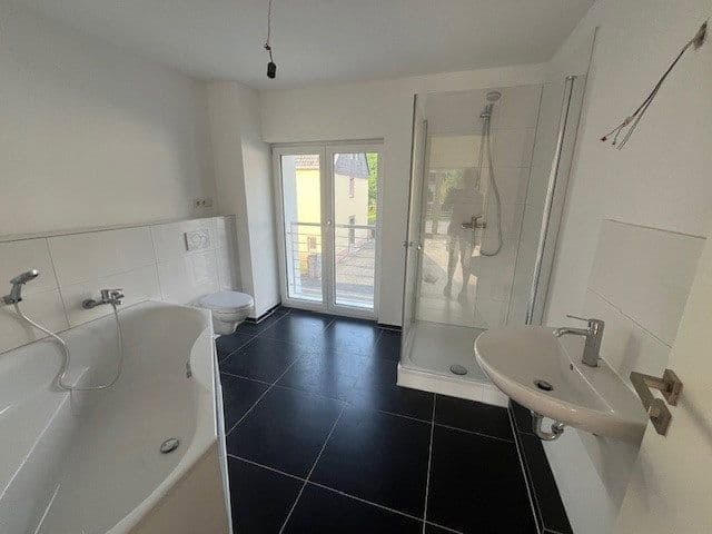 Pronájem bytu 3+1 88 m², Schnorrenbergstraße 1, Bonn, Severní Porýní-Vestfálsko Pronájem bytu 3+1 88 m², Schnorrenbergstraße 1, Bonn, Severní Porýní-Vestfálsko