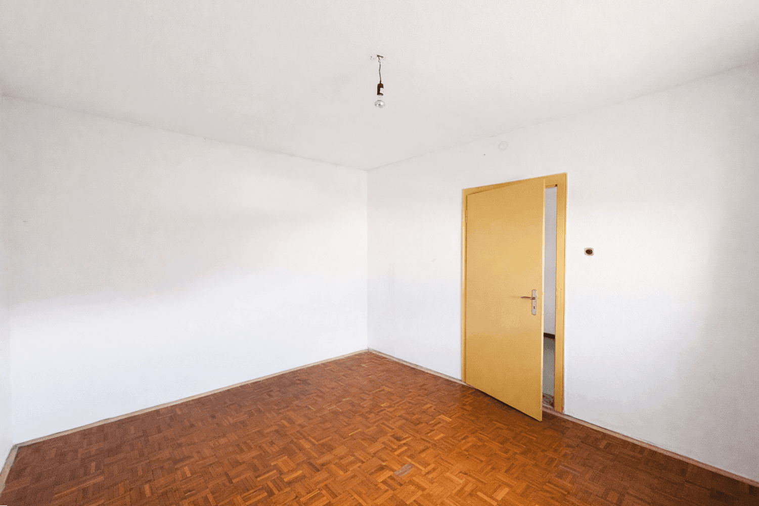 Prodej domu 318 m², pozemek 1.829 m², Babenhausen, Hessen Prodej domu 318 m², pozemek 1.829 m², Babenhausen, Hessen