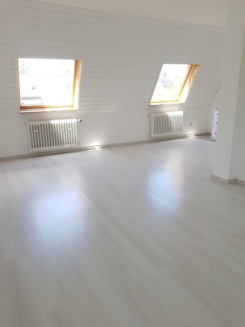Prodej domu 127 m², pozemek 261 m², Grasbrunn, Bavorsko Prodej domu 127 m², pozemek 261 m², Grasbrunn, Bavorsko