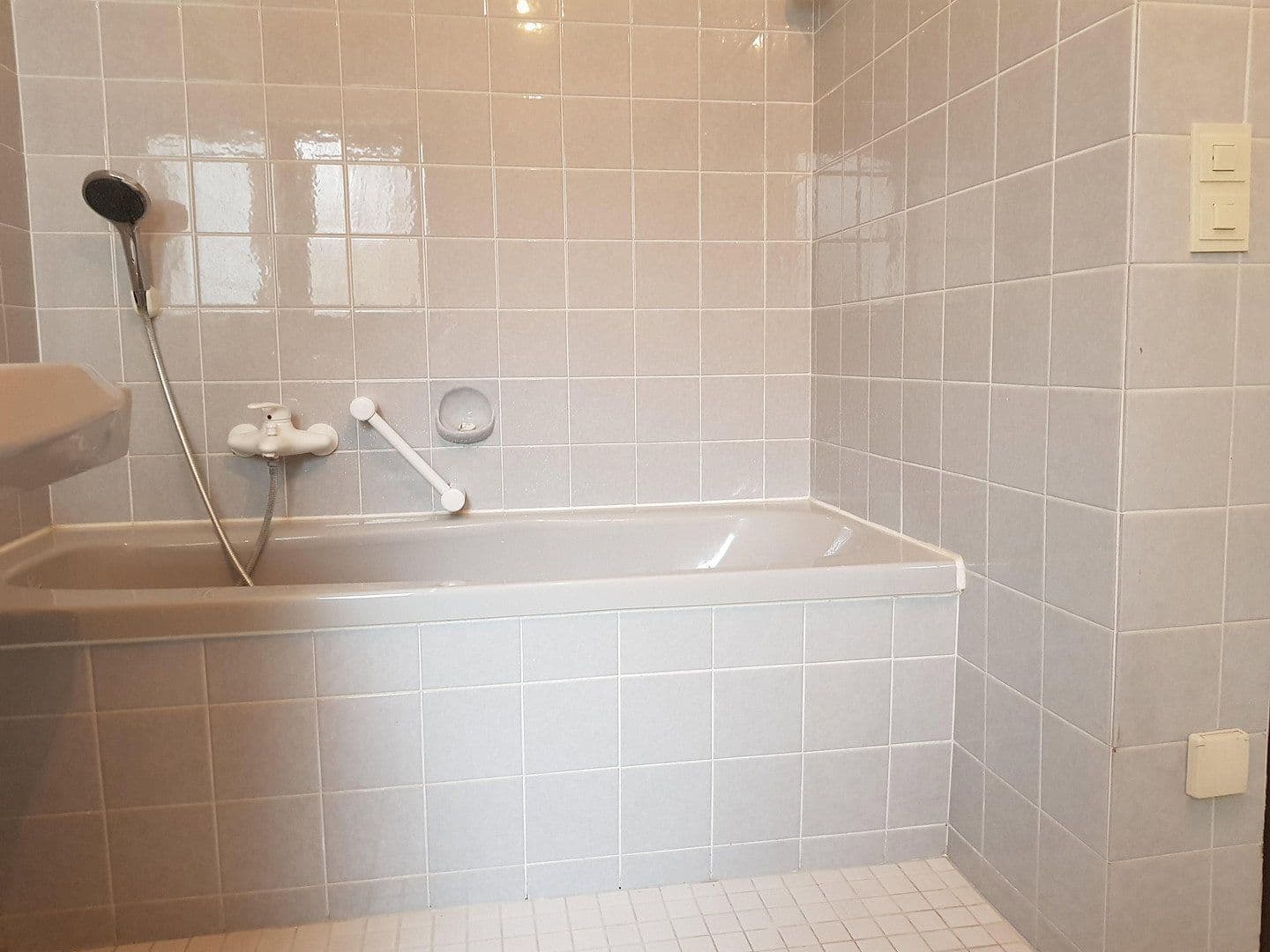 Prodej domu 127 m², pozemek 261 m², Grasbrunn, Bavorsko Prodej domu 127 m², pozemek 261 m², Grasbrunn, Bavorsko