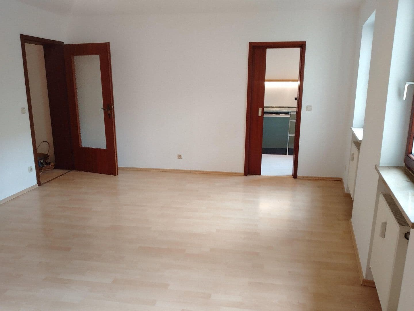 Pronájem bytu 2+1 52 m², Echardinger Straße 7, München, Bavorsko Pronájem bytu 2+1 52 m², Echardinger Straße 7, München, Bavorsko