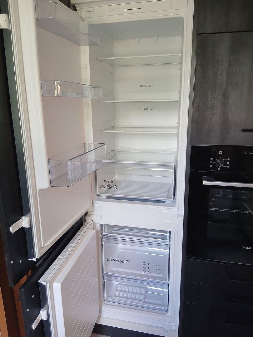 Pronájem bytu 2+1 52 m², Echardinger Straße 7, München, Bavorsko Pronájem bytu 2+1 52 m², Echardinger Straße 7, München, Bavorsko