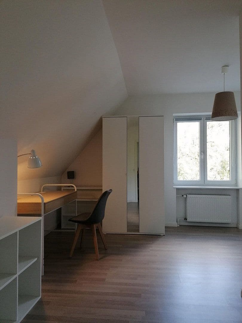 Prodej domu 201 m², pozemek 400 m², In de Simp 24, Pinneberg, Šlesvicko-Holštýnsko Prodej domu 201 m², pozemek 400 m², In de Simp 24, Pinneberg, Šlesvicko-Holštýnsko