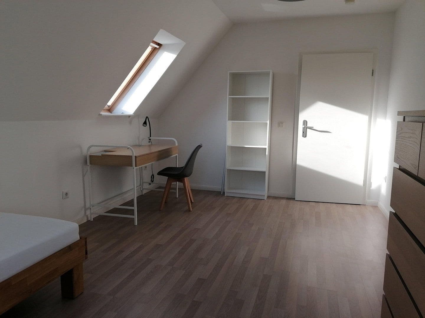 Prodej domu 201 m², pozemek 400 m², In de Simp 24, Pinneberg, Šlesvicko-Holštýnsko Prodej domu 201 m², pozemek 400 m², In de Simp 24, Pinneberg, Šlesvicko-Holštýnsko