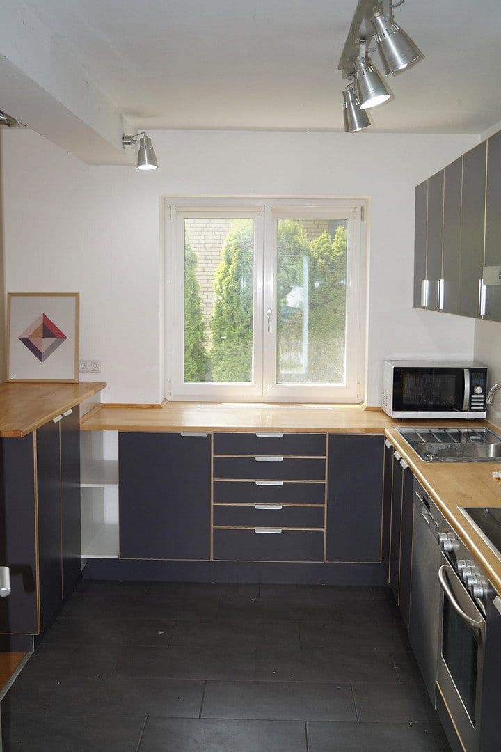 Prodej domu 201 m², pozemek 400 m², In de Simp 24, Pinneberg, Šlesvicko-Holštýnsko Prodej domu 201 m², pozemek 400 m², In de Simp 24, Pinneberg, Šlesvicko-Holštýnsko