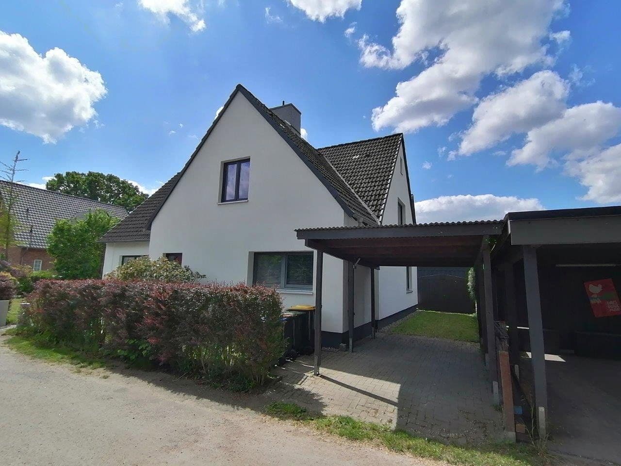 Prodej domu 201 m², pozemek 400 m², In de Simp 24, Pinneberg, Šlesvicko-Holštýnsko Prodej domu 201 m², pozemek 400 m², In de Simp 24, Pinneberg, Šlesvicko-Holštýnsko