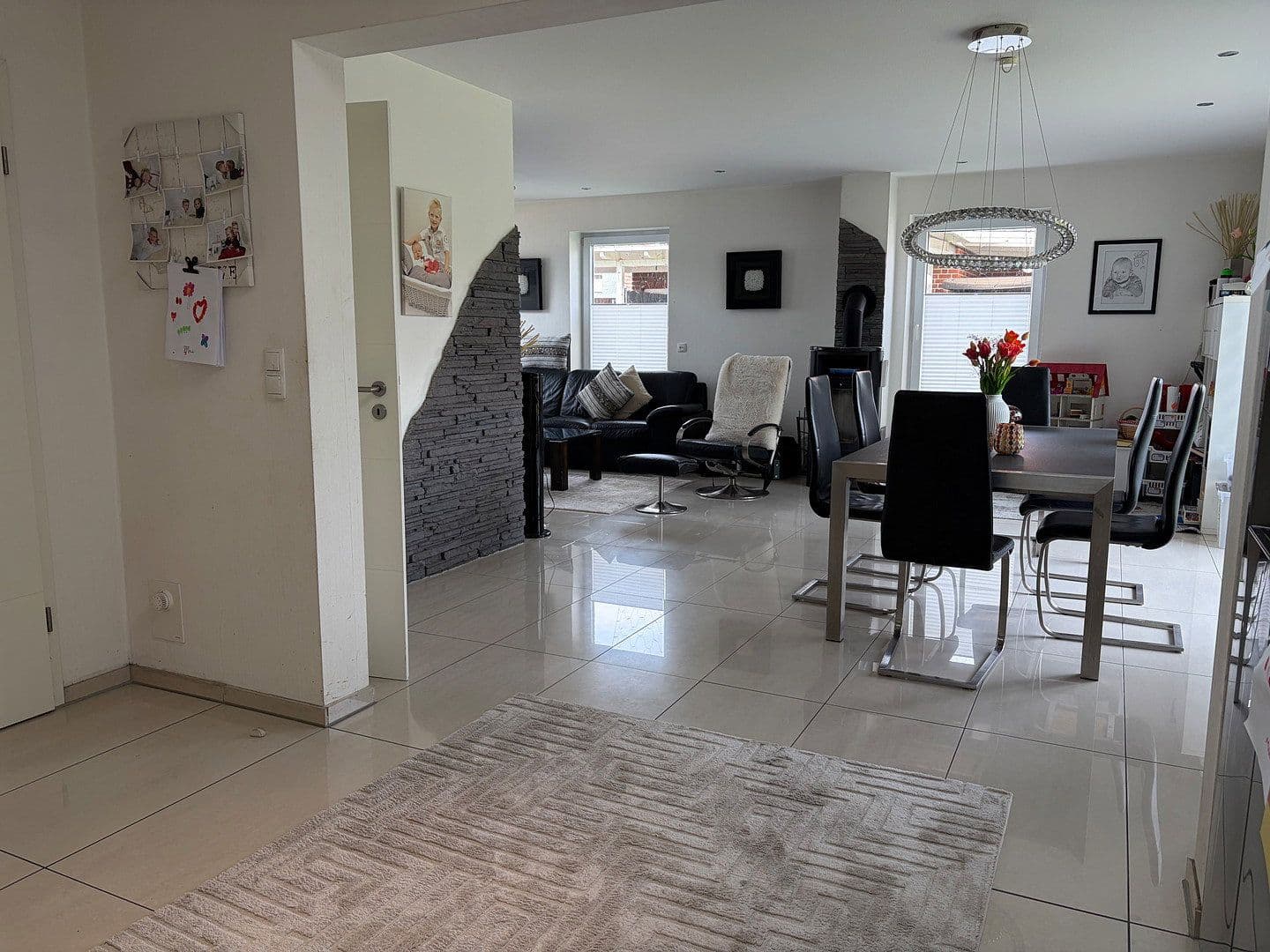 Prodej domu 138 m², pozemek 385 m², Stuttgarter Straße 1, Nordhorn, Dolní Sasko Prodej domu 138 m², pozemek 385 m², Stuttgarter Straße 1, Nordhorn, Dolní Sasko