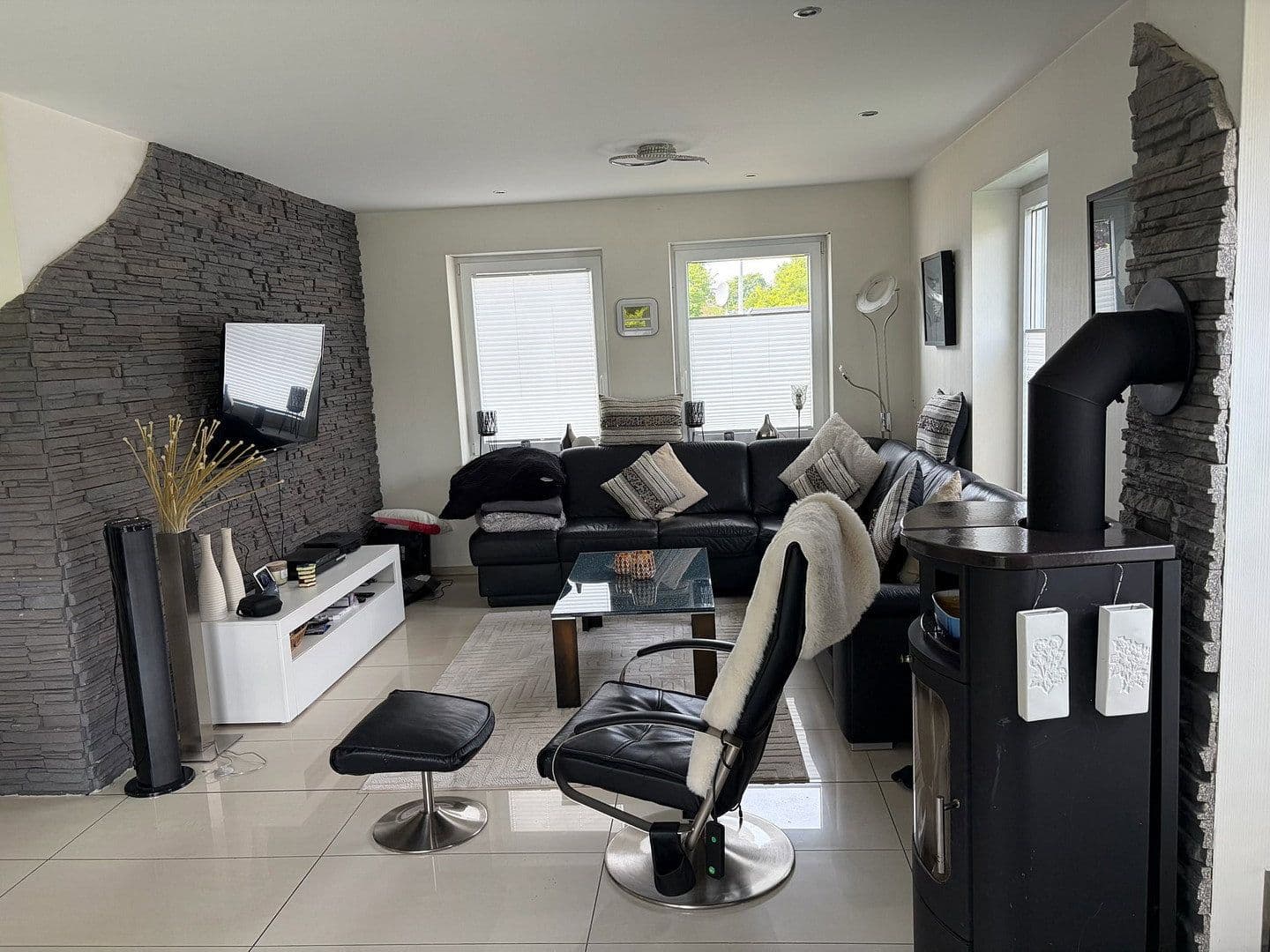 Prodej domu 138 m², pozemek 385 m², Stuttgarter Straße 1, Nordhorn, Dolní Sasko Prodej domu 138 m², pozemek 385 m², Stuttgarter Straße 1, Nordhorn, Dolní Sasko