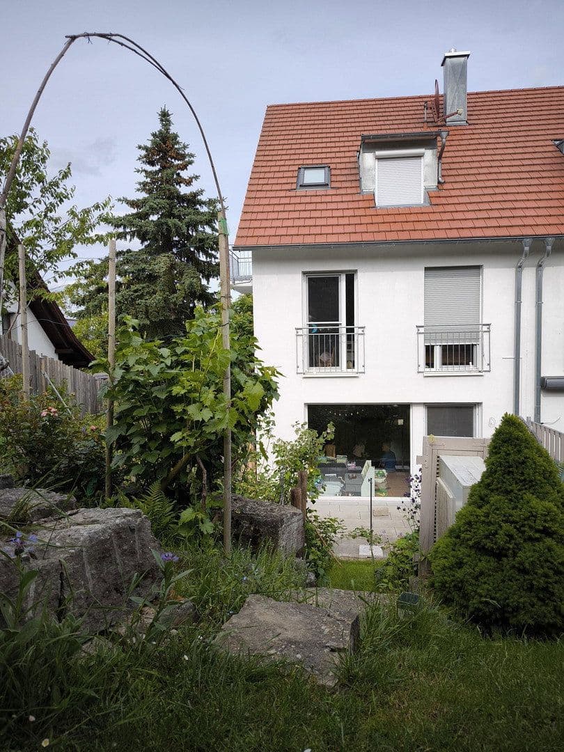 Pronájem domu 157 m², pozemek 330 m², Gaienhofen, Bádensko-Württembersko Pronájem domu 157 m², pozemek 330 m², Gaienhofen, Bádensko-Württembersko
