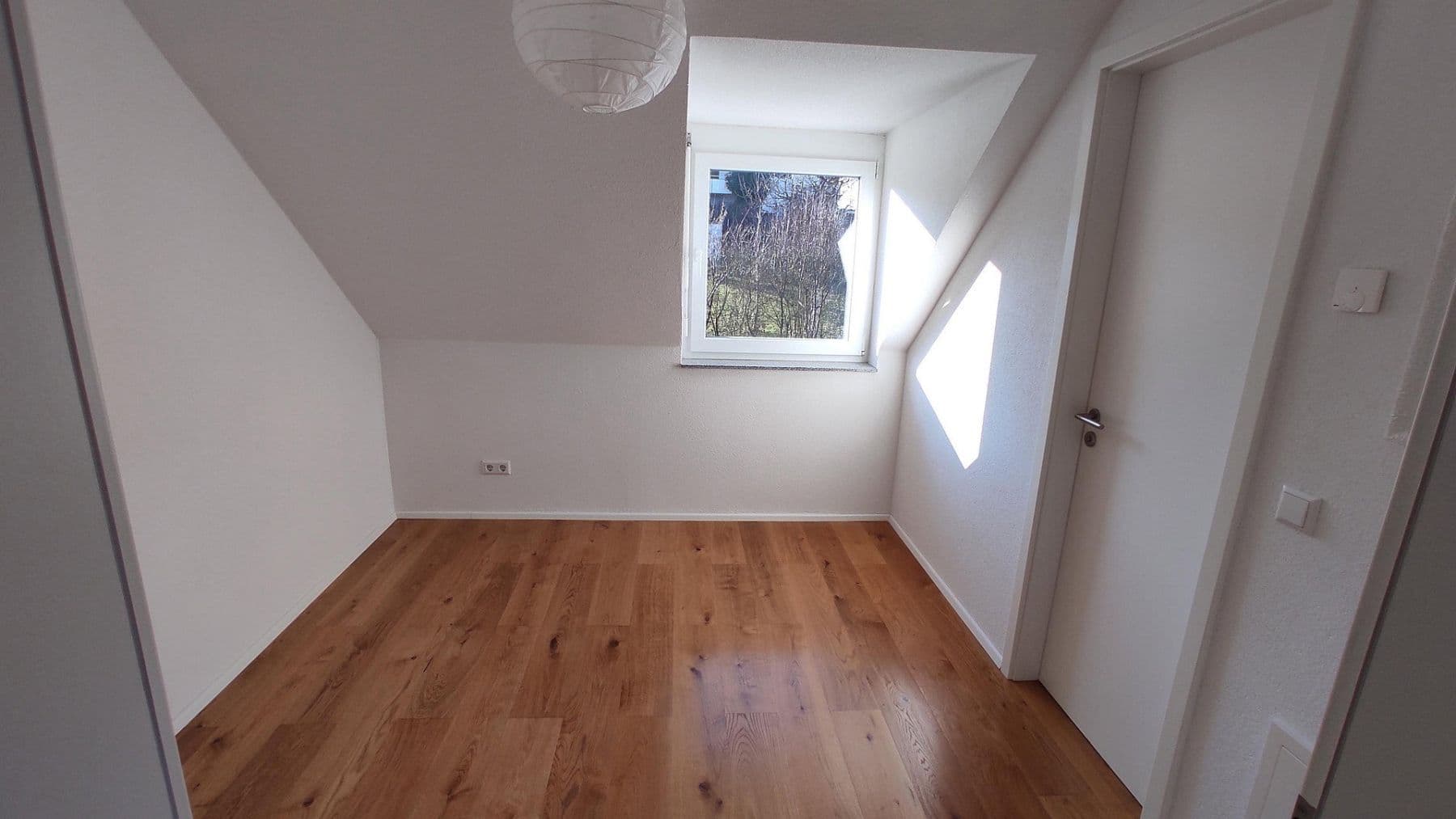 Pronájem domu 157 m², pozemek 330 m², Gaienhofen, Bádensko-Württembersko Pronájem domu 157 m², pozemek 330 m², Gaienhofen, Bádensko-Württembersko