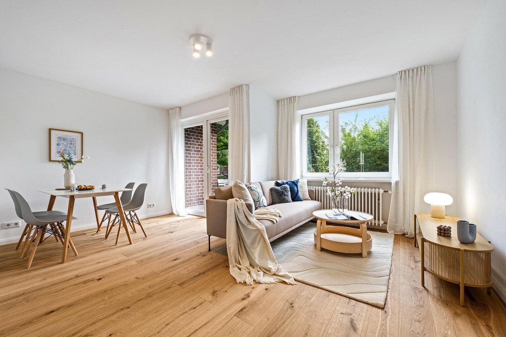 Prodej bytu 2+1 45 m², Hamburg, Hamburg Prodej bytu 2+1 45 m², Hamburg, Hamburg