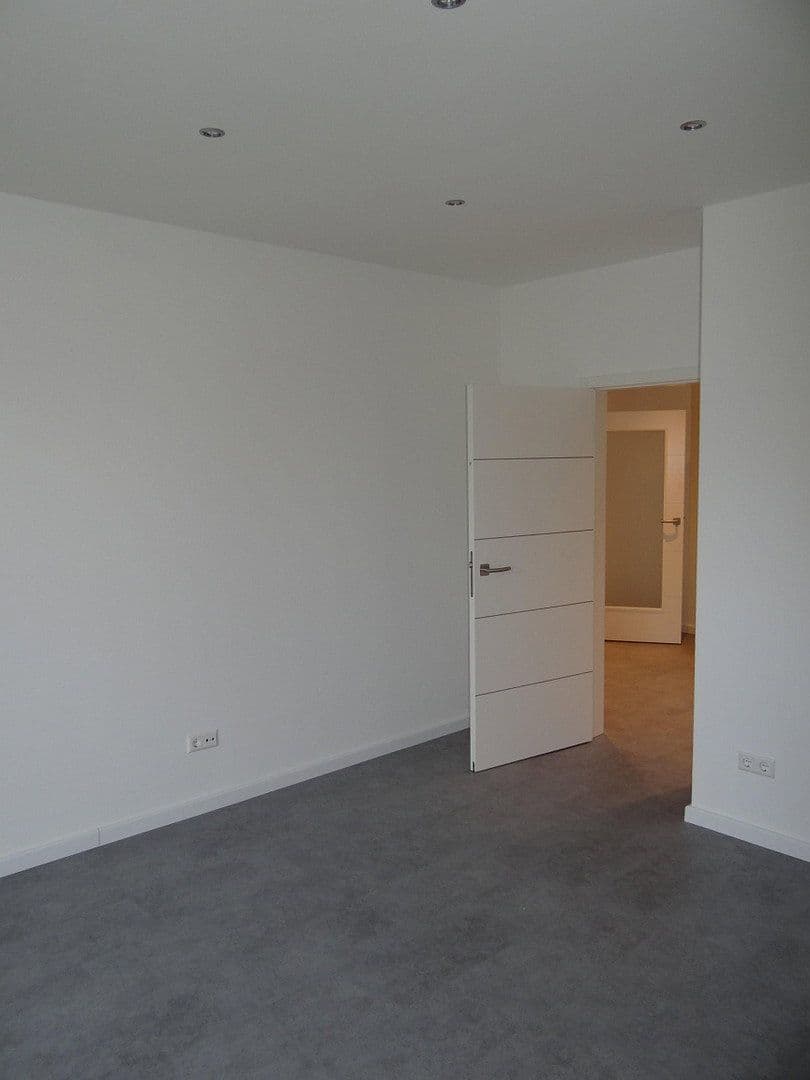 Prodej domu 524 m², pozemek 1.355 m², Heidenheim an der Brenz, Bádensko-Württembersko Prodej domu 524 m², pozemek 1.355 m², Heidenheim an der Brenz, Bádensko-Württembersko