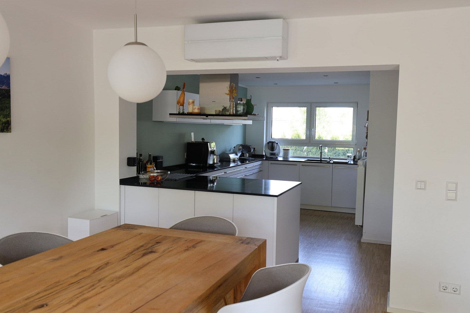 Prodej domu 280 m², pozemek 936 m², Steinbruchstrasse 29, Hannover, Dolní Sasko Prodej domu 280 m², pozemek 936 m², Steinbruchstrasse 29, Hannover, Dolní Sasko