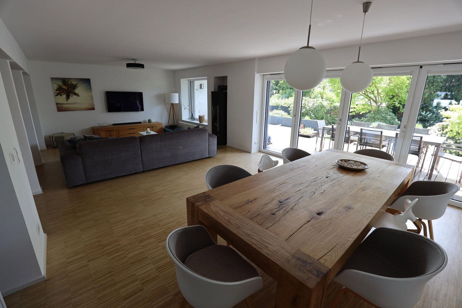 Prodej domu 280 m², pozemek 936 m², Steinbruchstrasse 29, Hannover, Dolní Sasko Prodej domu 280 m², pozemek 936 m², Steinbruchstrasse 29, Hannover, Dolní Sasko
