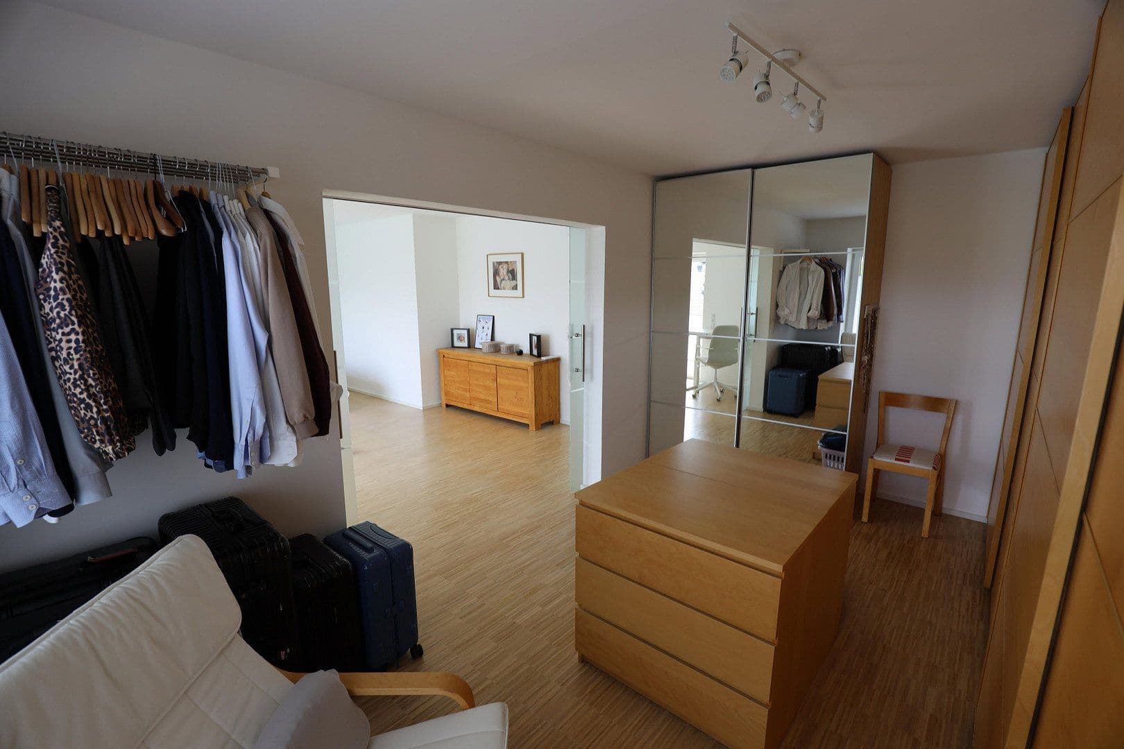 Prodej domu 280 m², pozemek 936 m², Steinbruchstrasse 29, Hannover, Dolní Sasko Prodej domu 280 m², pozemek 936 m², Steinbruchstrasse 29, Hannover, Dolní Sasko