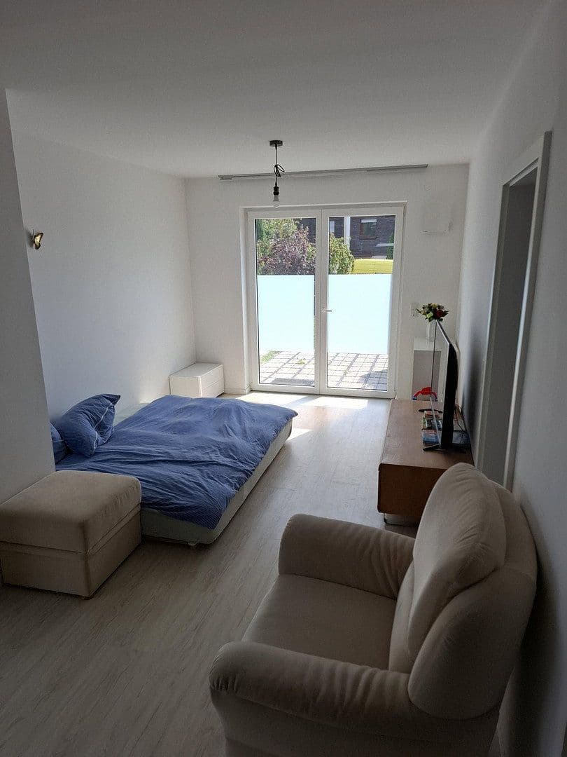Pronájem bytu 2+1 65 m², Faust-Von-Stromberg-Str. 44, Erlangen, Bavorsko Pronájem bytu 2+1 65 m², Faust-Von-Stromberg-Str. 44, Erlangen, Bavorsko