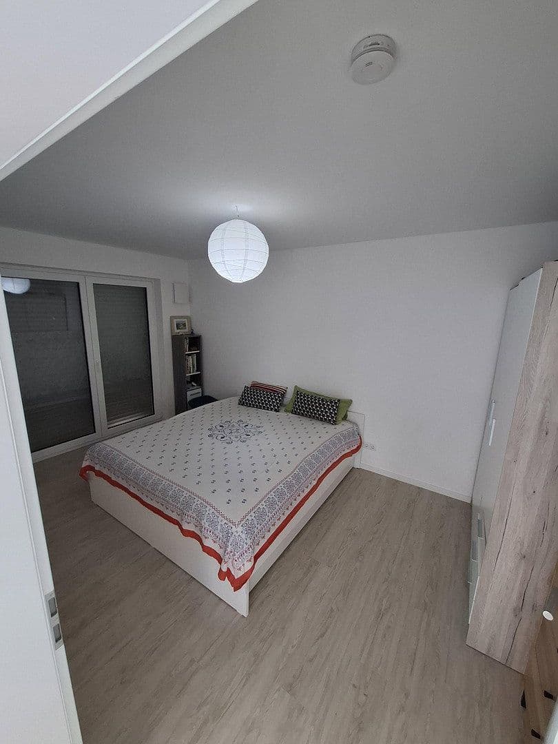 Pronájem bytu 2+1 65 m², Faust-Von-Stromberg-Str. 44, Erlangen, Bavorsko Pronájem bytu 2+1 65 m², Faust-Von-Stromberg-Str. 44, Erlangen, Bavorsko