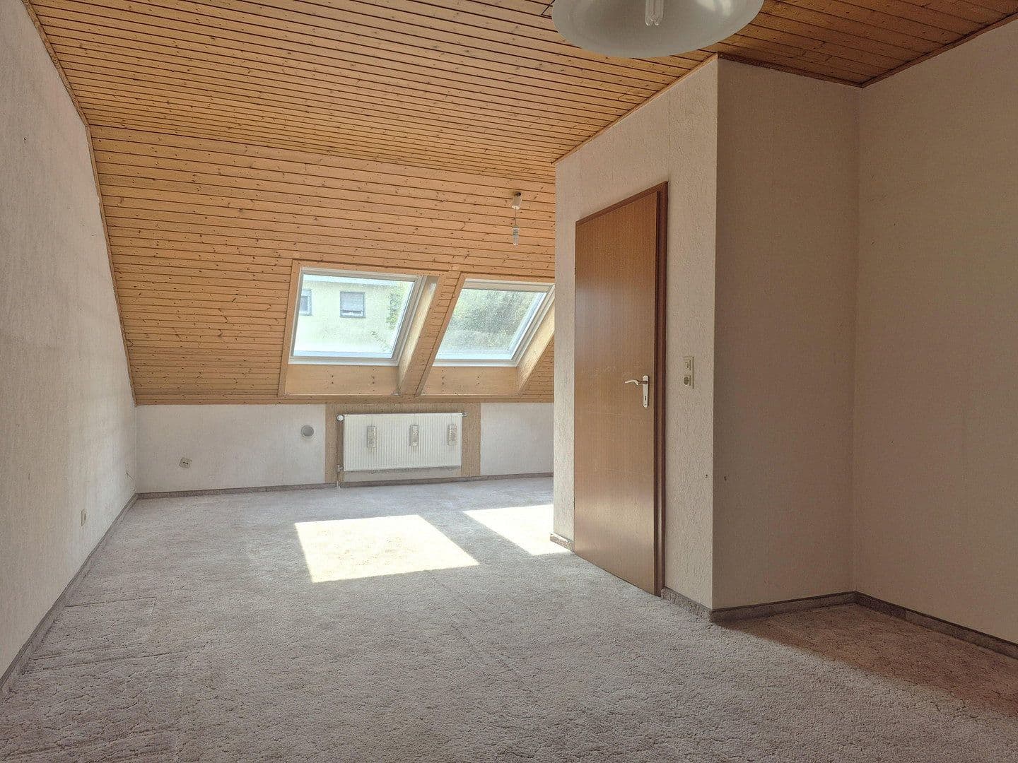 Prodej domu 145 m², pozemek 149 m², Rödermark, Hessen Prodej domu 145 m², pozemek 149 m², Rödermark, Hessen