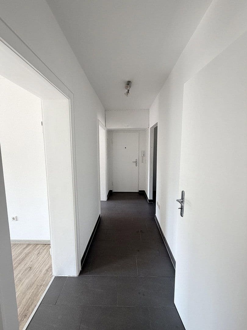 Pronájem bytu 3+1 65 m², Oldenburger Str. 24, Düsseldorf, Severní Porýní-Vestfálsko Pronájem bytu 3+1 65 m², Oldenburger Str. 24, Düsseldorf, Severní Porýní-Vestfálsko