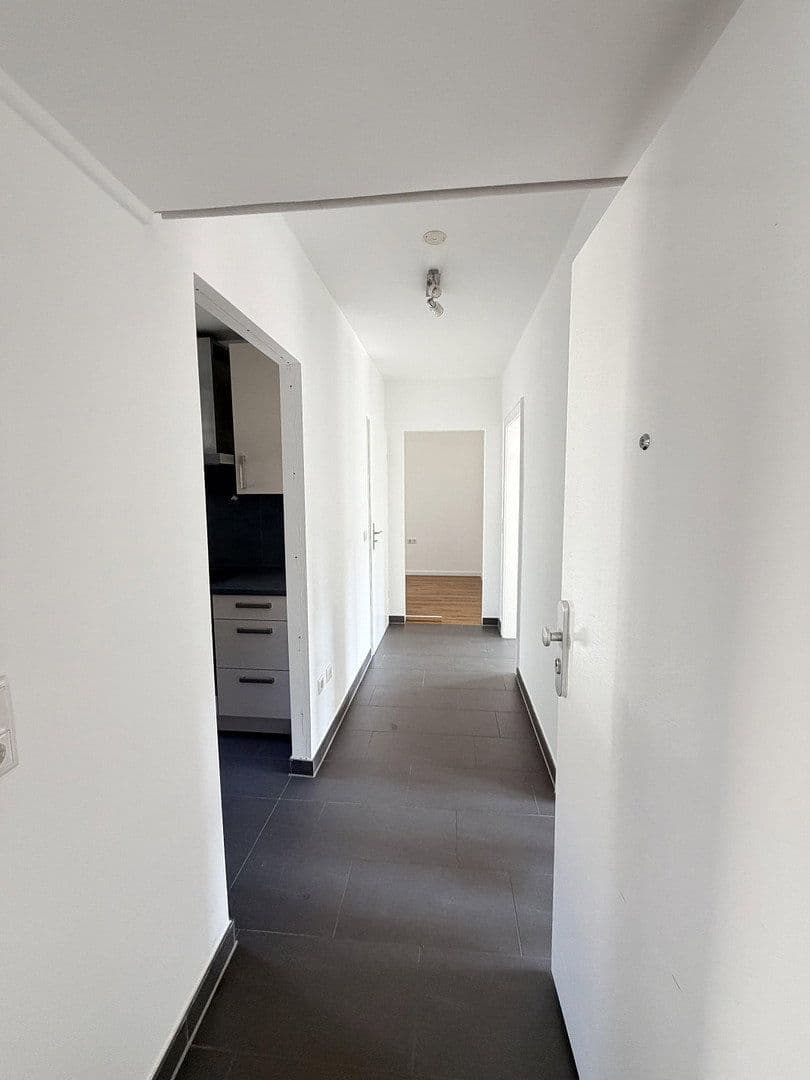 Pronájem bytu 3+1 65 m², Oldenburger Str. 24, Düsseldorf, Severní Porýní-Vestfálsko Pronájem bytu 3+1 65 m², Oldenburger Str. 24, Düsseldorf, Severní Porýní-Vestfálsko