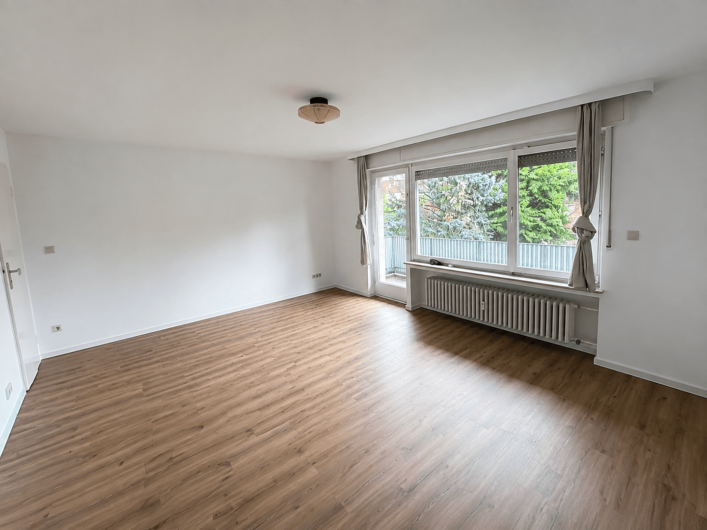Pronájem bytu 1+1 37 m², Kurt-Schuhmacher-Damm 25, Osnabrück, Dolní Sasko Pronájem bytu 1+1 37 m², Kurt-Schuhmacher-Damm 25, Osnabrück, Dolní Sasko