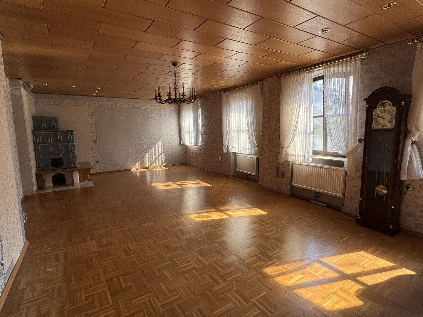 Prodej domu 386 m², pozemek 3.087 m², Mertesheim, Porýní-Falc Prodej domu 386 m², pozemek 3.087 m², Mertesheim, Porýní-Falc