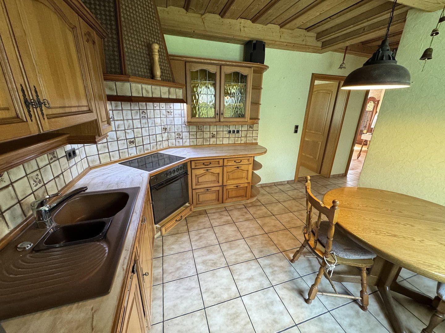 Prodej domu 386 m², pozemek 3.087 m², Mertesheim, Porýní-Falc Prodej domu 386 m², pozemek 3.087 m², Mertesheim, Porýní-Falc