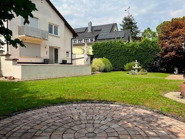 Prodej domu 130 m², pozemek 655 m², Siebseeweg 56, Mannheim, Bádensko-Württembersko Prodej domu 130 m², pozemek 655 m², Siebseeweg 56, Mannheim, Bádensko-Württembersko