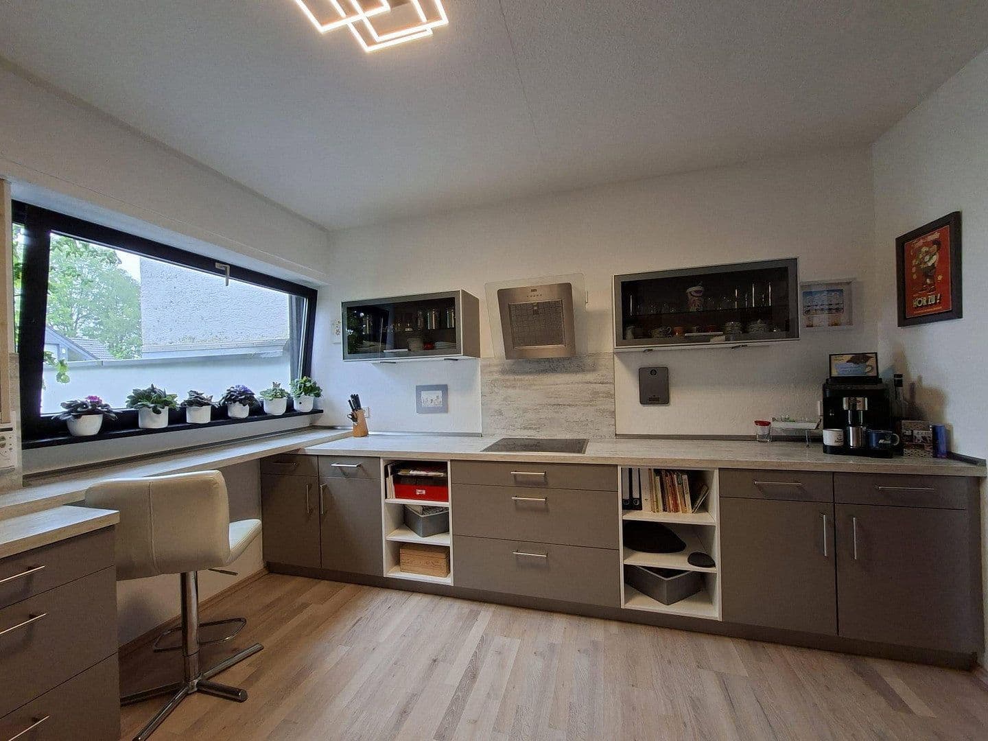 Prodej domu 130 m², pozemek 389 m², Hennef (Sieg), Severní Porýní-Vestfálsko Prodej domu 130 m², pozemek 389 m², Hennef (Sieg), Severní Porýní-Vestfálsko