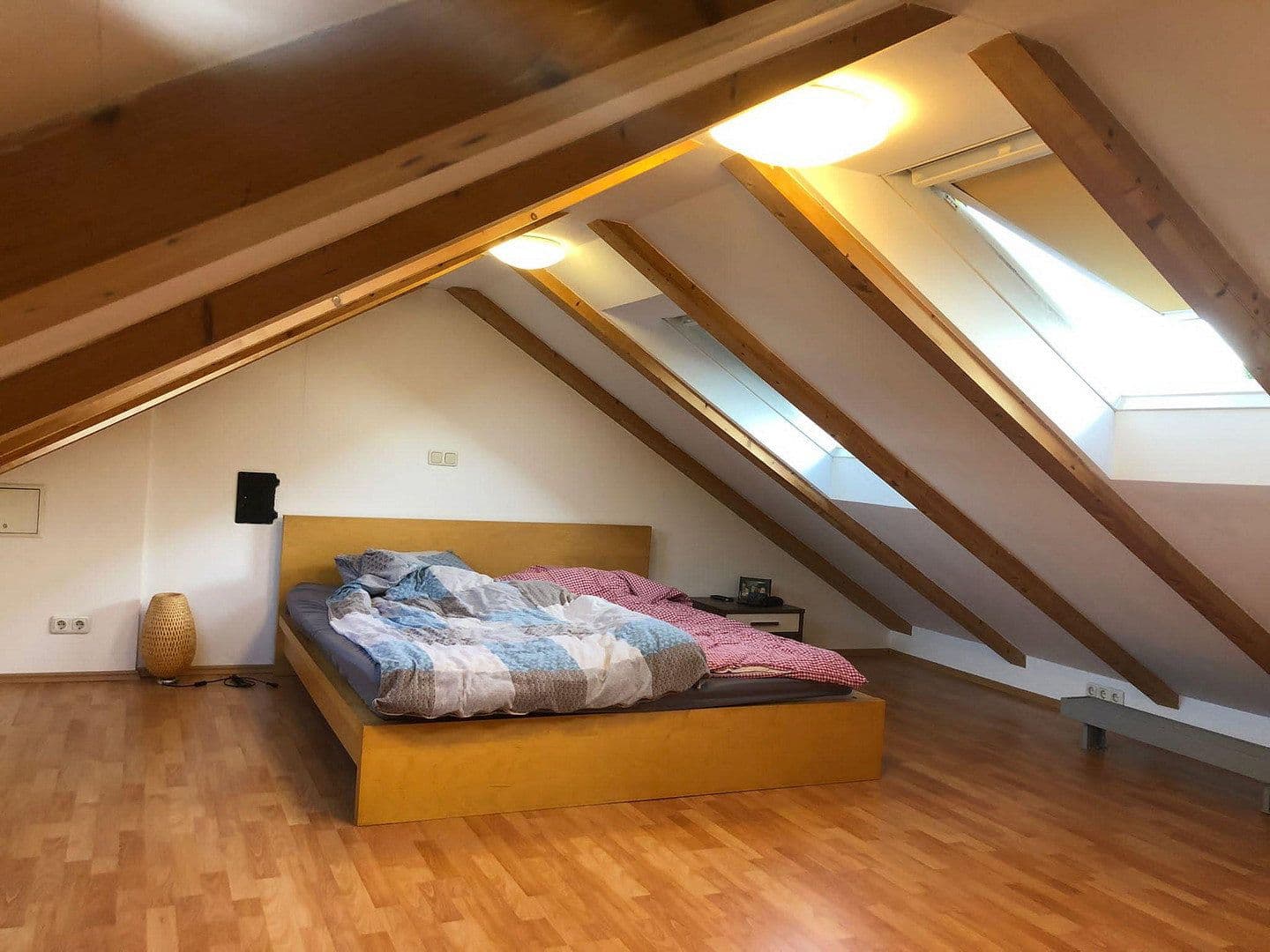 Prodej domu 104 m², pozemek 188 m², Sinzingerstraße 10, Fürstenfeldbruck, Bavorsko Prodej domu 104 m², pozemek 188 m², Sinzingerstraße 10, Fürstenfeldbruck, Bavorsko